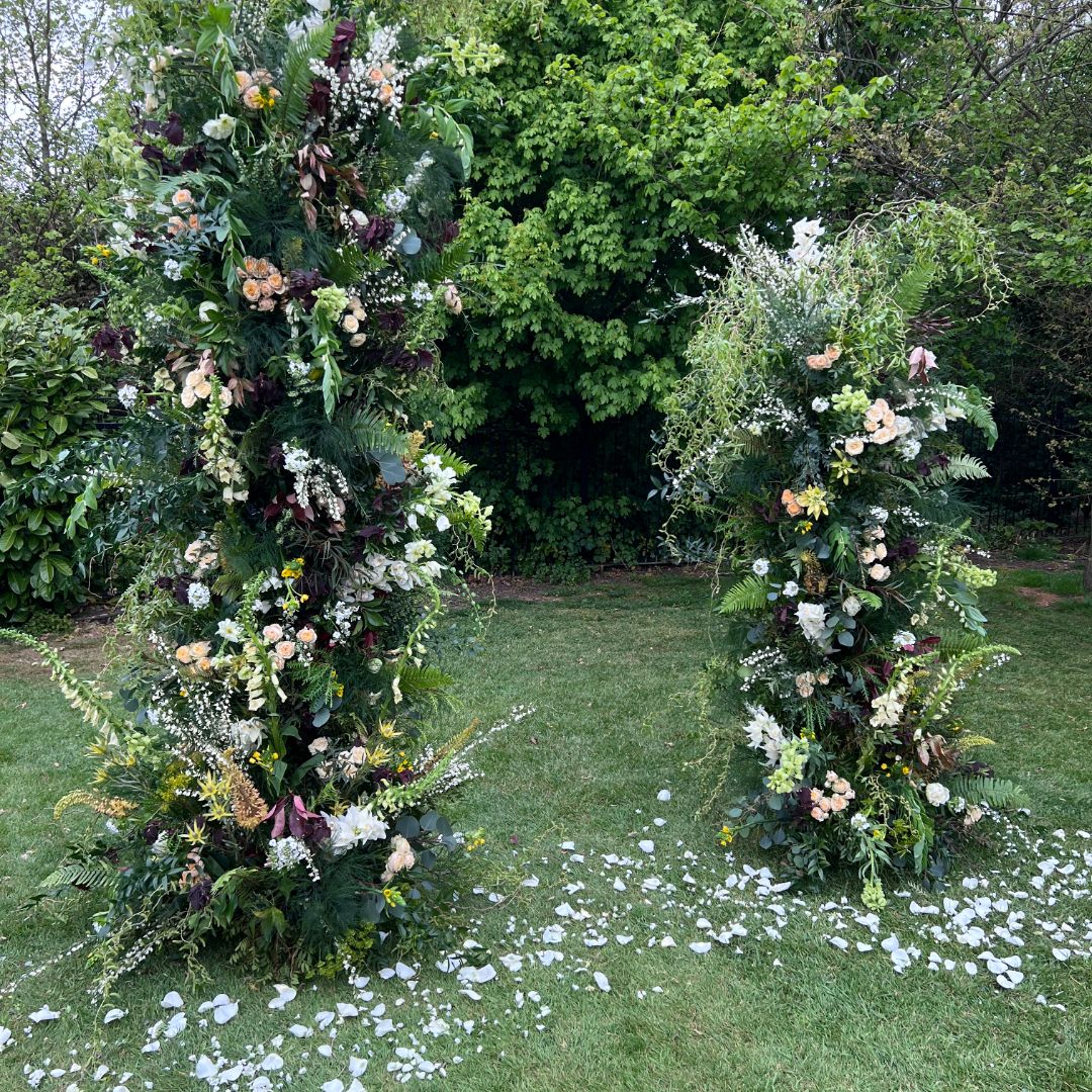 Hindu and English Wedding Ceremony Celebrant Venue