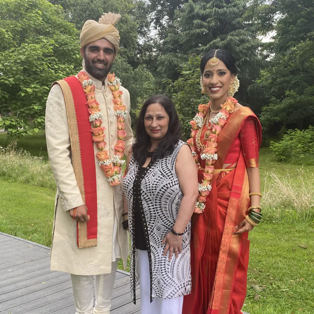 couple with celebrant